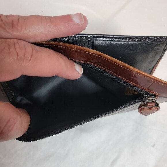 Brighton Boston Black and Brown Wallet / Organizer Crossbody. Croc pattern - Picture 4 of 8